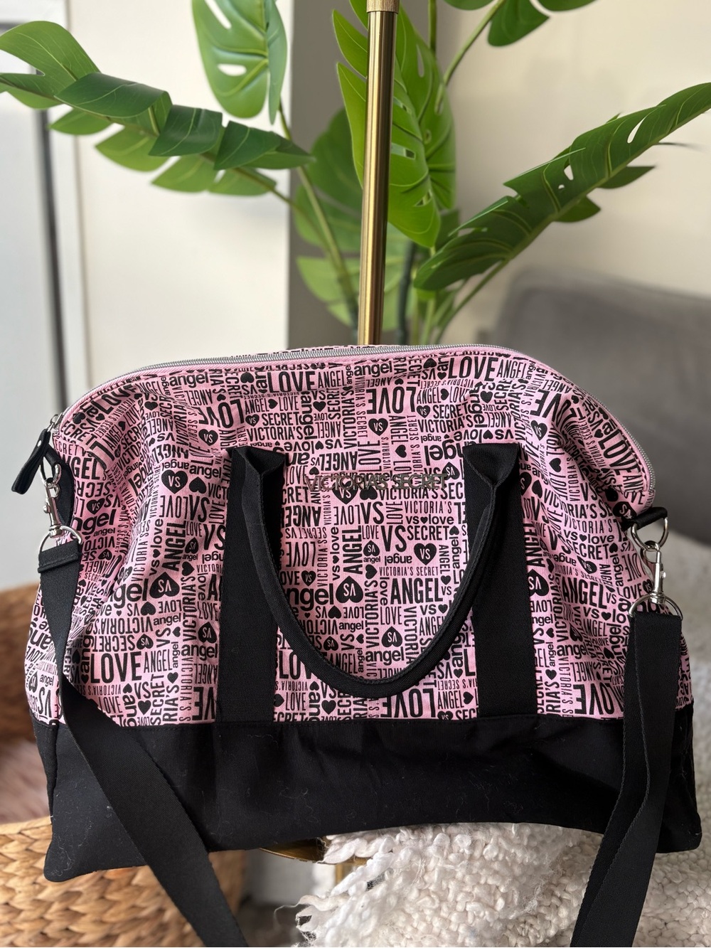 Victoria’s Secret Pink Black Logo Weekender Travel Duffle Bag Y2K